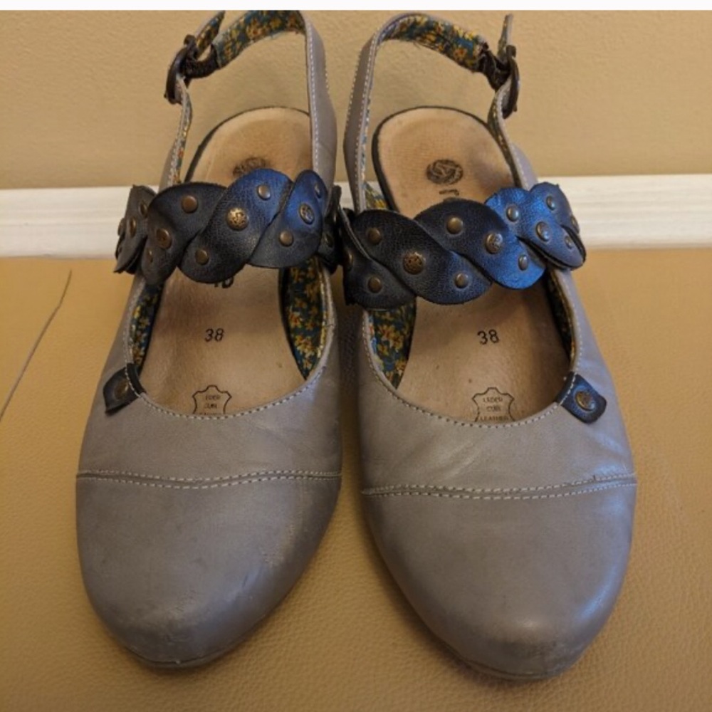 Remonte Slingback Heels